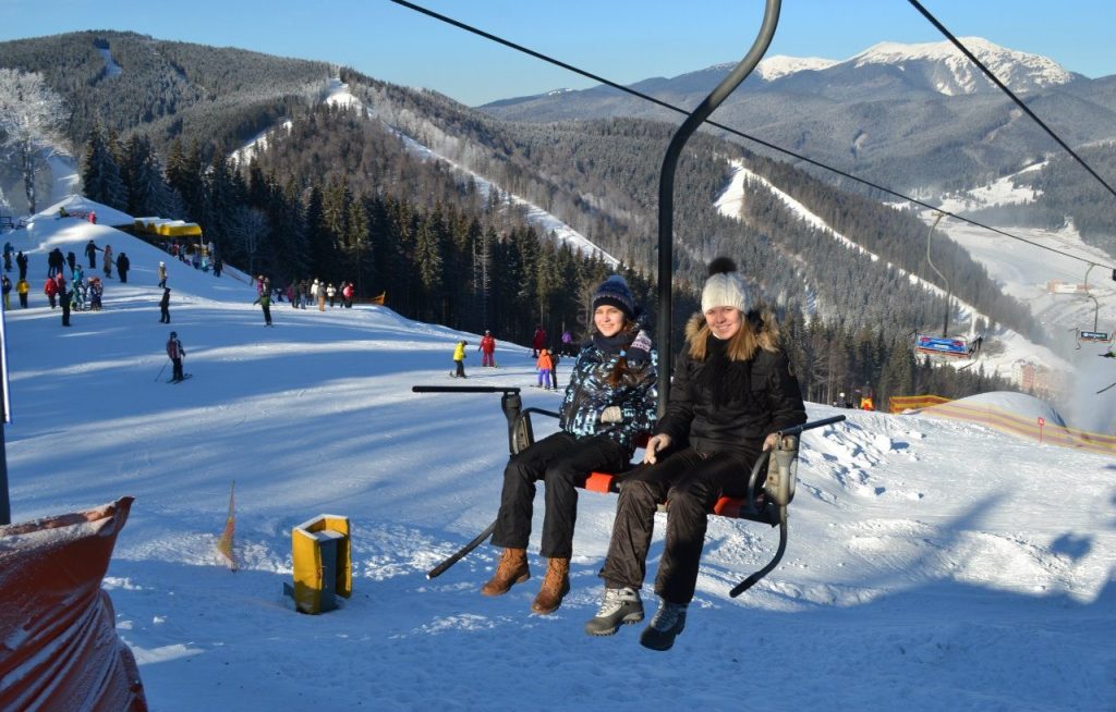 Вечірні вогні Буковеля.Гуцул Ленд 700 грн Вечірні вогні Буковеля.Гуцул Ленд 700 грн