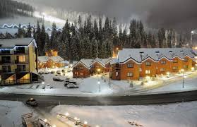 Вечірні вогні Буковеля.Гуцул Ленд 700 грн Вечірні вогні Буковеля.Гуцул Ленд 700 грн